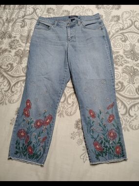 Bandolino Light Wash Jeans with Red Floral Embroidery